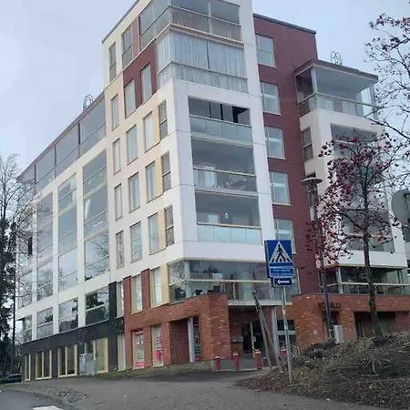 Modern Nearby Airport 2 Apartment Vantaa